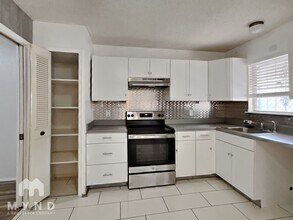 6802 Neston Dr in San Antonio, TX - Building Photo - Building Photo