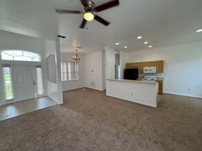 446 Caraway Dr in Kissimmee, FL - Building Photo - Building Photo