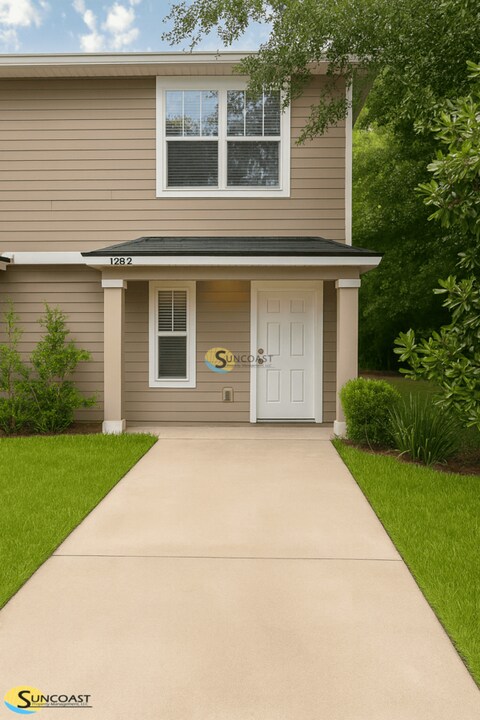 5677 110th St in Jacksonville, FL - Foto de edificio