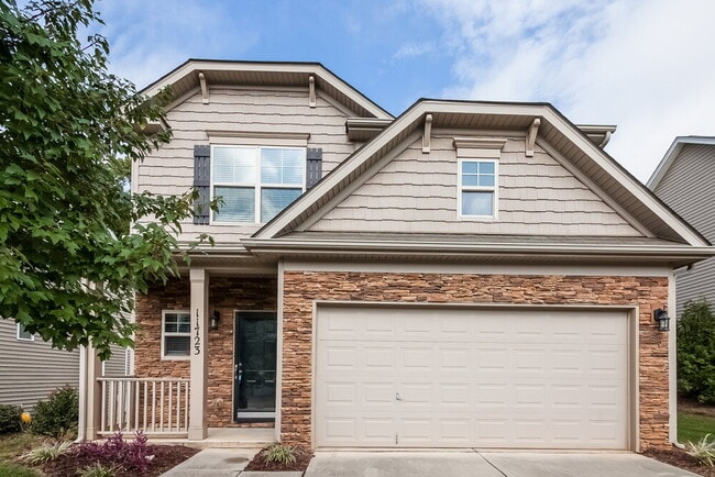 11723 Sweetbriar Ridge Dr