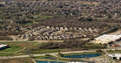 Bradford Park in Flower Mound, TX - Foto de edificio - Building Photo