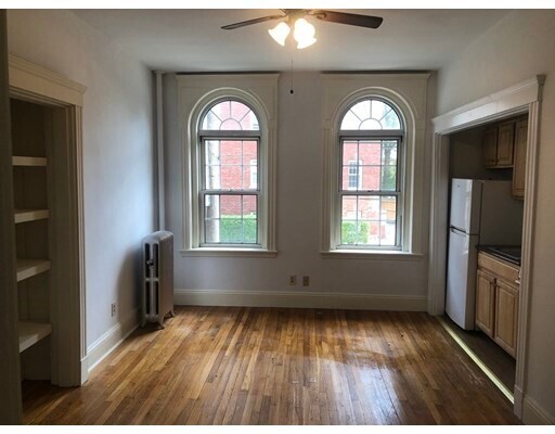 1 Craigie St-Unit -8 in Cambridge, MA - Building Photo