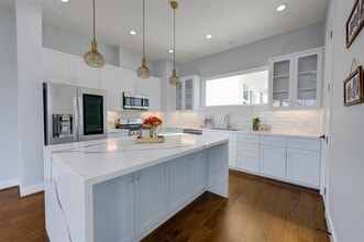 3412 Dixie Dr in Houston, TX - Building Photo - Building Photo