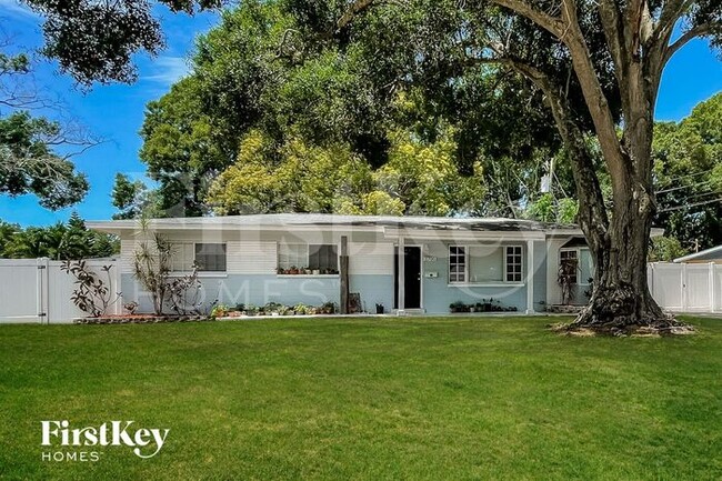 property at 5700 26th Ave N