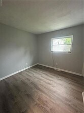 405 Declaration Rd in Virginia Beach, VA - Building Photo - Building Photo