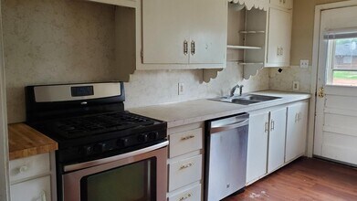 315 Tyrone Ave in Waukomis, OK - Building Photo - Building Photo