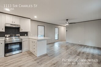 1113 Sir Charles St in Jacksonville, AR - Building Photo - Building Photo