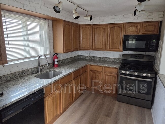 649 Bordentown Rd in Burlington, NJ - Building Photo - Building Photo