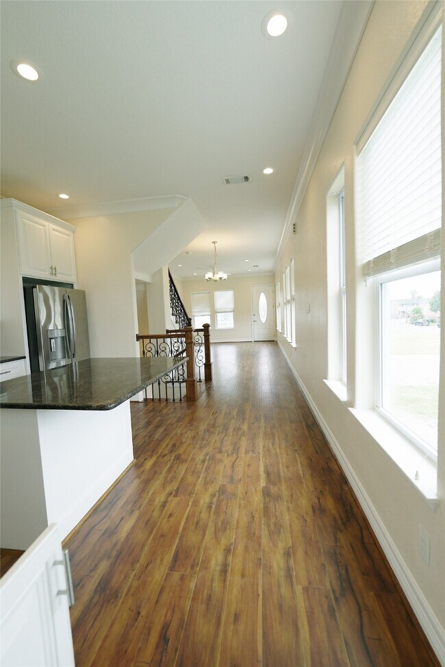 property at 1013 10th St