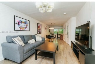 6865 Bay Dr in Miami, FL - Building Photo - Building Photo