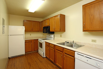 Spruce Pointe in Altoona, IA - Foto de edificio - Building Photo