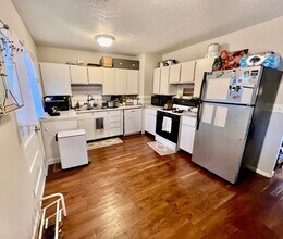 103 W Lincoln St in Normal, IL - Building Photo - Building Photo