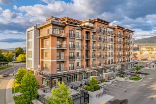 The Woods at Willow Park in Kelowna, BC - Building Photo