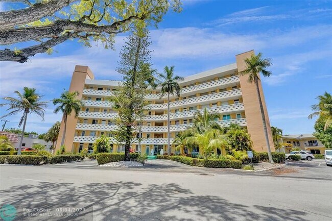 2400 NE 9th St in Fort Lauderdale, FL - Building Photo - Building Photo