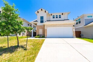 10821 Harwood Overlook Pass in Austin, TX - Building Photo