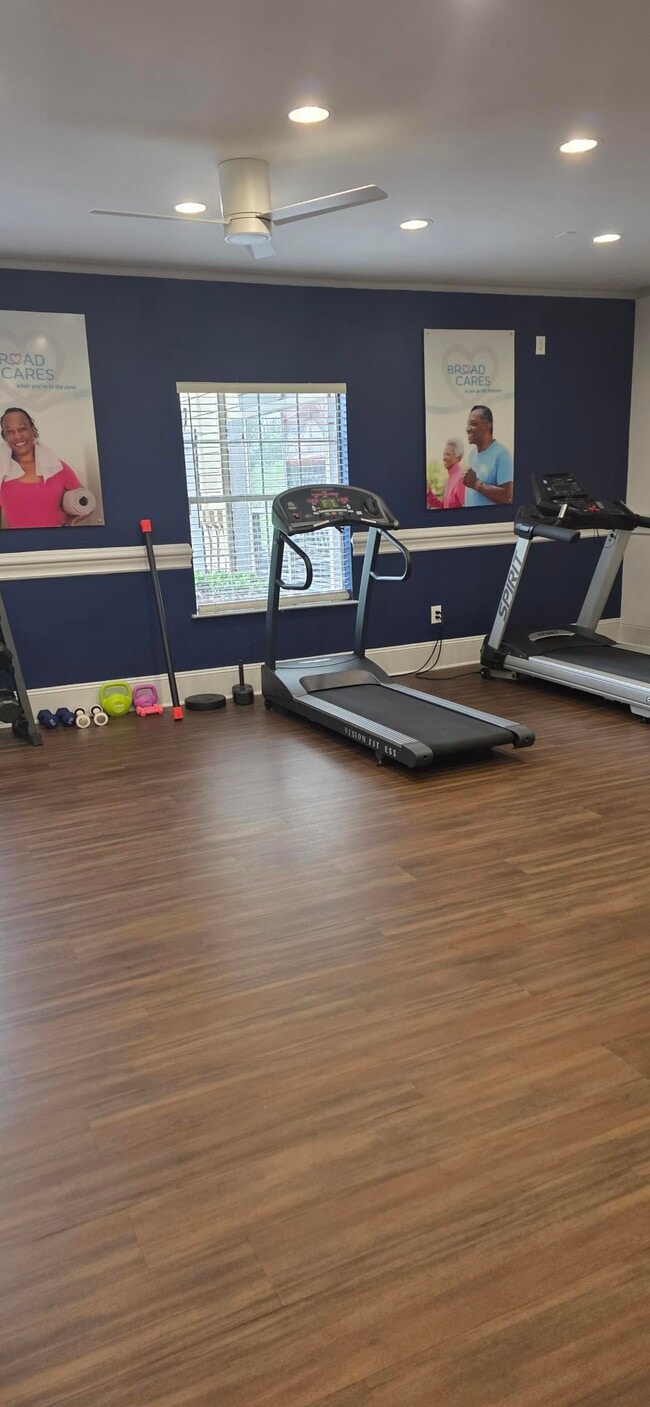 Pepper Tree Manor - 45+ Community