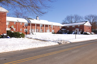 20 Academy St in Farmingdale, NJ - Building Photo - Building Photo