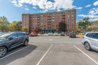 84-09 155th Ave in Jamaica, NY - Building Photo - Building Photo