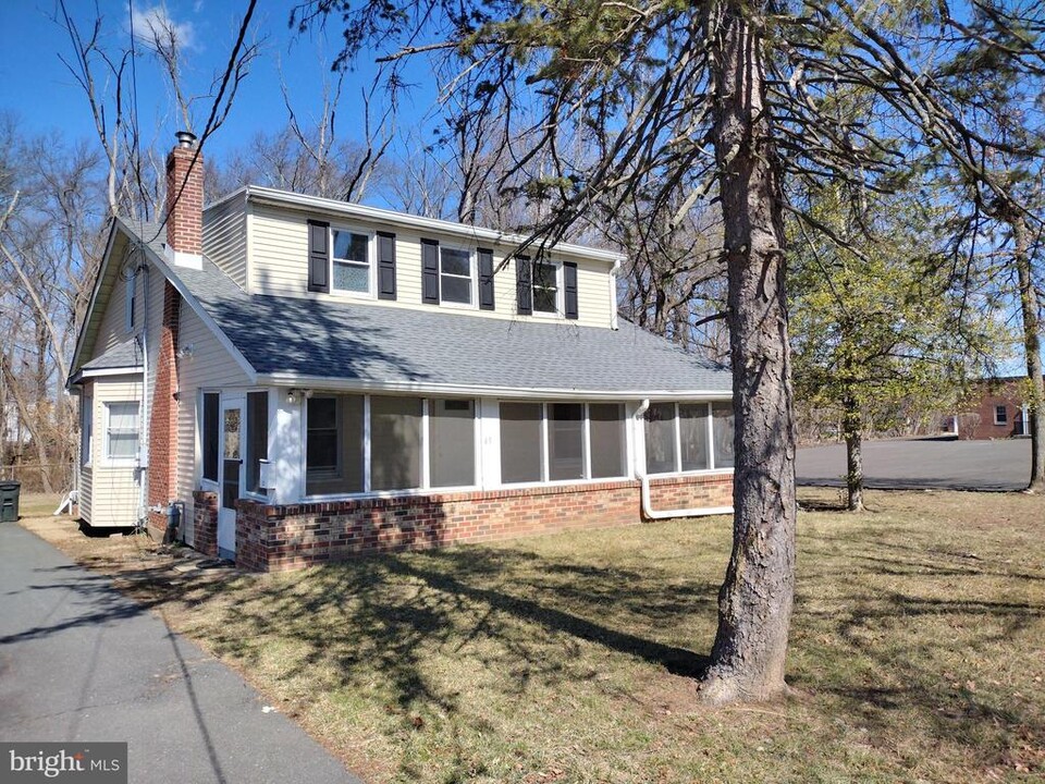 43 Bradway Ave in Trenton, NJ - Building Photo