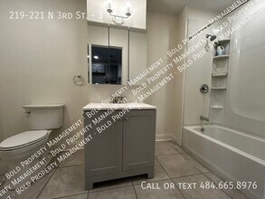 219-221 N 3rd St in Pottsville, PA - Foto de edificio - Building Photo