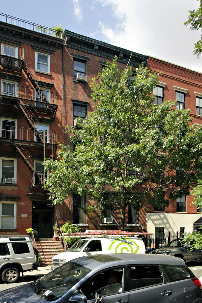 274 E Tenth St in New York, NY - Foto de edificio - Building Photo