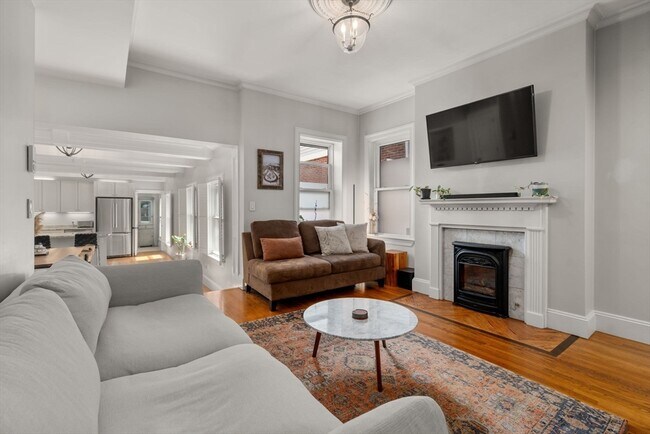 property at 37 Mt Vernon St
