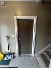 113 Brant Ave in Brantford, ON - Building Photo - Building Photo