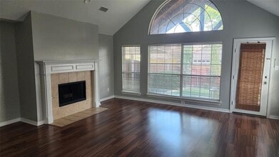 2714 Cedar Brook Dr in Garland, TX - Building Photo - Building Photo