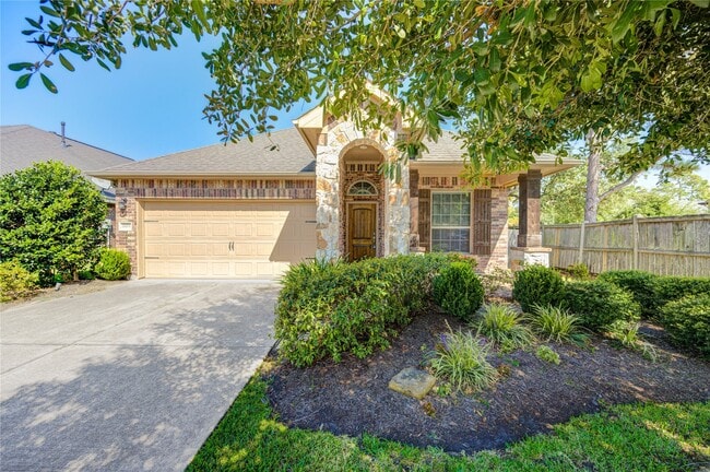 property at 19306 Boulder Bay Ln