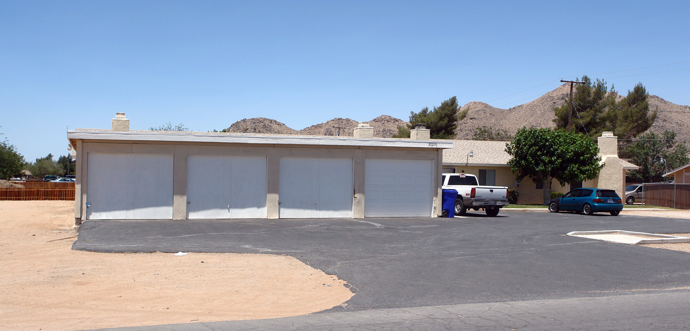 20270 Serrano Rd in Apple Valley, CA - Building Photo