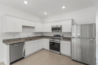 377 Grand Pne Ln in St. Cloud, FL - Building Photo - Building Photo