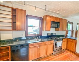 37 Sargent St, Unit 2 in Cambridge, MA - Building Photo