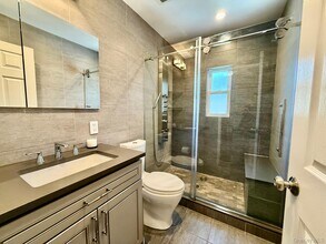 63-65 76th St in Queens, NY - Building Photo - Building Photo