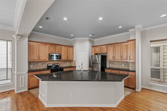 5223 Gibson St in Houston, TX - Building Photo - Building Photo