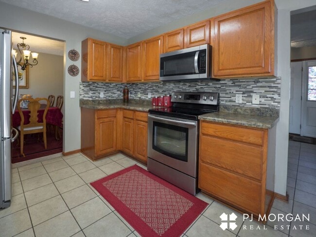 14745 Ruggles St in Omaha, NE - Building Photo - Building Photo