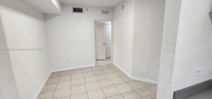 2080 W Preserve Way in Miramar, FL - Building Photo - Building Photo