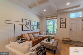 417 S Ellwood Ave in Baltimore, MD - Building Photo - Building Photo