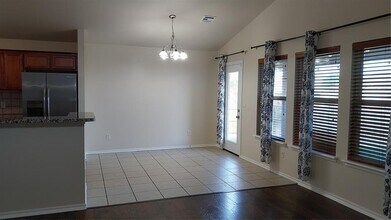 18116 Viento Dr in Edmond, OK - Building Photo - Building Photo