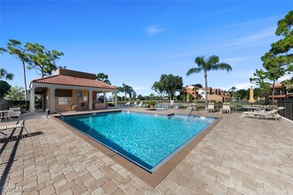 7150 Golden Eagle Ct in Ft. Myers, FL - Building Photo - Building Photo