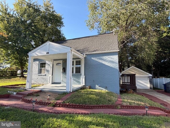 property at 7124 Quincy Ave