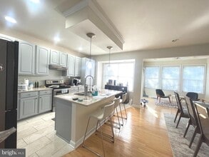 4036 Royal Lytham Dr in Fairfax, VA - Building Photo - Building Photo