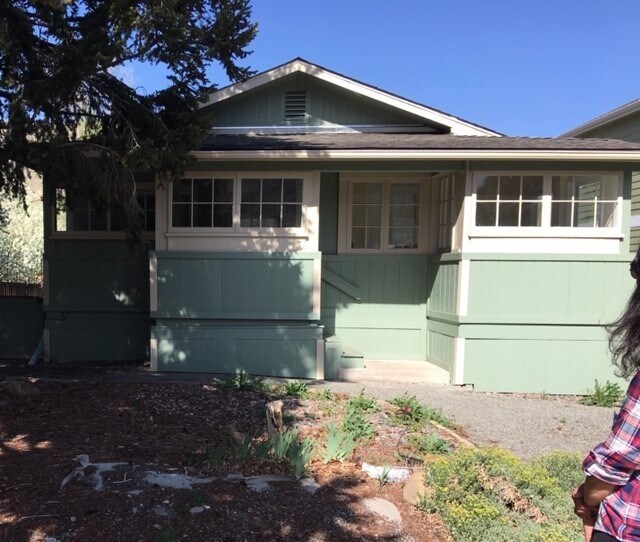 111 Washington Ave, Unit B in Golden, CO - Building Photo