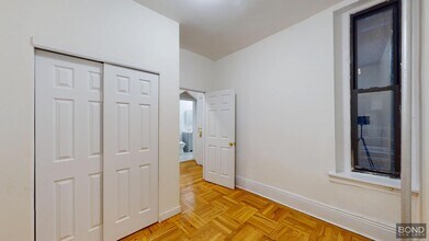520 E 83rd St in New York, NY - Building Photo - Building Photo