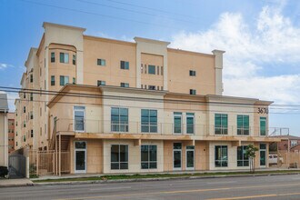 3674 W Imperial Hwy in Inglewood, CA - Building Photo - Building Photo