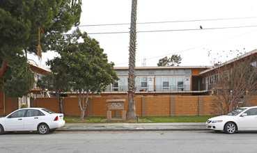 Sunrise Apartments in Sunnyvale, CA - Building Photo - Building Photo