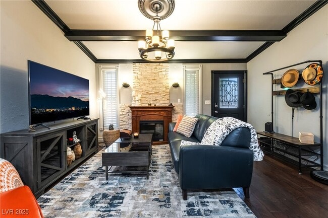 2338 Jack Pine Way