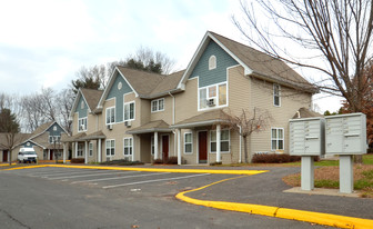 Carter Court Apartments