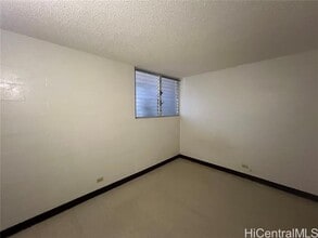 1545 Liona St in Honolulu, HI - Building Photo - Building Photo