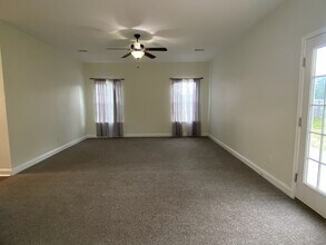 297 Alcott Cir in Hinesville, GA - Building Photo - Building Photo