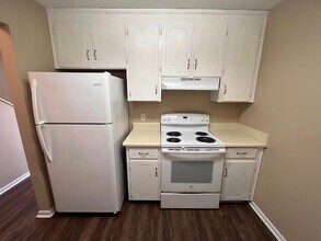121 Candlebrook Dr in Enterprise, AL - Building Photo - Building Photo